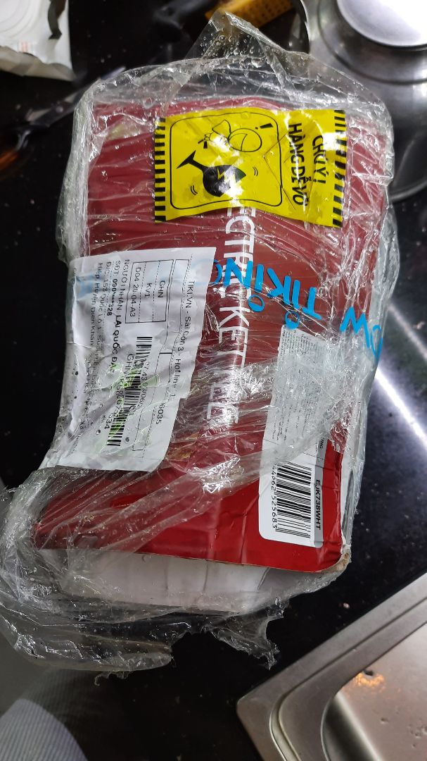 Bình thường, có vẻ không chắc chắn lắm. Mới xài nên k biết bền không. Dung tích bình hơi nhỏ, nấu max nước mà chế k đầy bình thủy, trong khi lúc trước xài mấy cái Asanzo 99k ở *** thì vẫn còn dư.  Đóng gói sơ sài, khi giao thì hộp móp méo, may mà bên trong k bị gì.