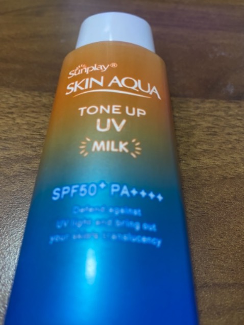 tốt, ko đổ dầu, nâng tone tự nhiên, xài rất thích