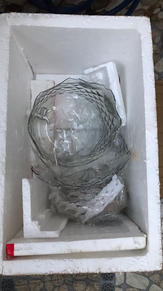 Bình bị vỡ nhờ tiki đổi hàng Bình bị vỡ nhờ tiki đổi hàng