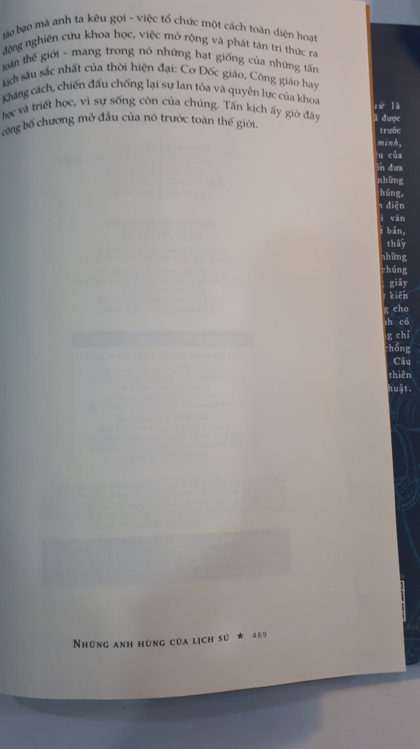 Nhà xuất bản nhã nam và thế giới *** khi cho ra đời một cuốn sách khiếm khuyết nặng! Mục lục sách ghi có hơn 500 trang nhưng thực tế sách chỉ có 470 trang, thiếu hẳn phần Chỉ mục và Về tác giả! Điều không trung thực này làm giá trị của sách giảm đi rất nhiều. Đề nghị Tiki nói lại với nxb để đổi lại cho độc giả. 
(Đính kèm hai hình trang Mục lục và trang cuối cùng)