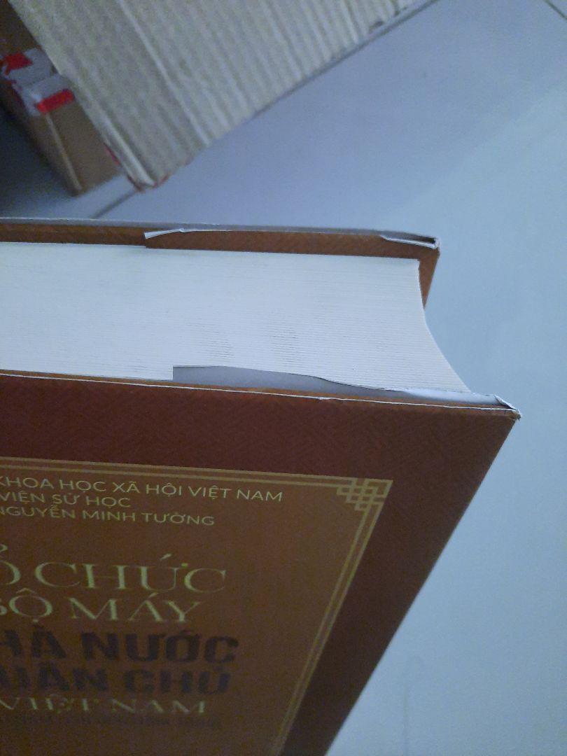 tại sao sách này có bookcare nhưng lại không bọc vào cho tôi? đề nghị phía Tiki hoàn trả lại bookcare đã trừ hoặc thu hồi sản phẩm để xử lý cho tôi