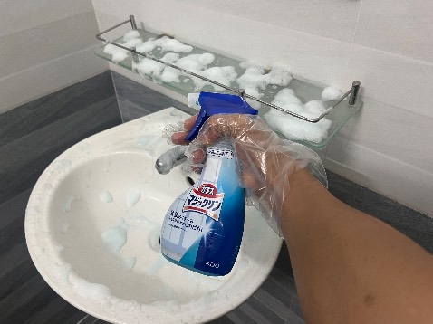 Tẩy rửa không sạch nhu quảng cáo.
Đúng loại, giao đúng, shipper gọi thông bấp.