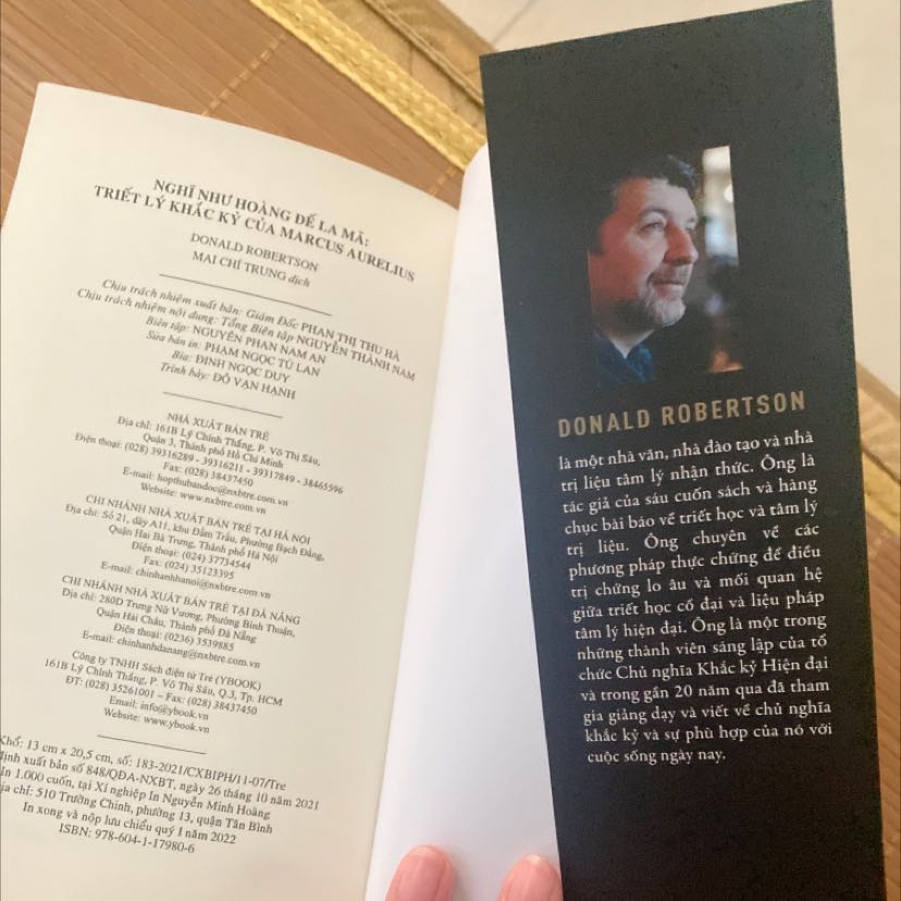 Chọn giao hàng ngay trong ngày nên chủ nhật cũng vẫn giao. Anh shipper có vẻ hơi khó tính ngày chủ nhật. Gọi nhận hàng mà quạo lắm =)) Chọn giao hàng ngay trong ngày nên chủ nhật cũng vẫn giao. Anh shipper có vẻ hơi khó tính ngày chủ nhật. Gọi nhận hàng mà quạo lắm =))