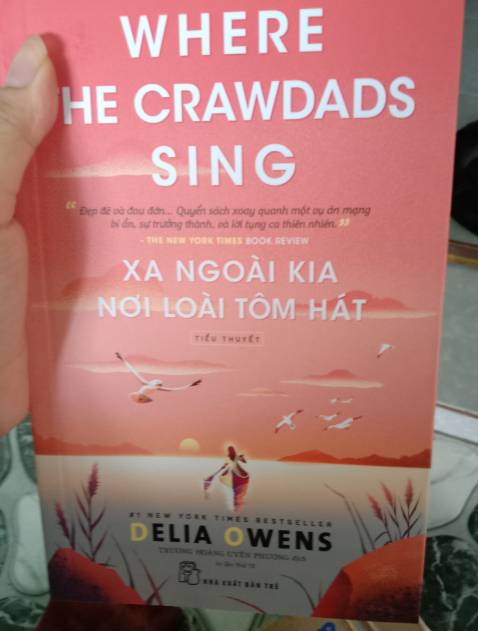 Yappe, sách được giao không bị trầy xước hay nhăn nhúm gì, mùi thơm, không mốc hay thiếu mất cái gì, còn có bookmark bên trong nữa