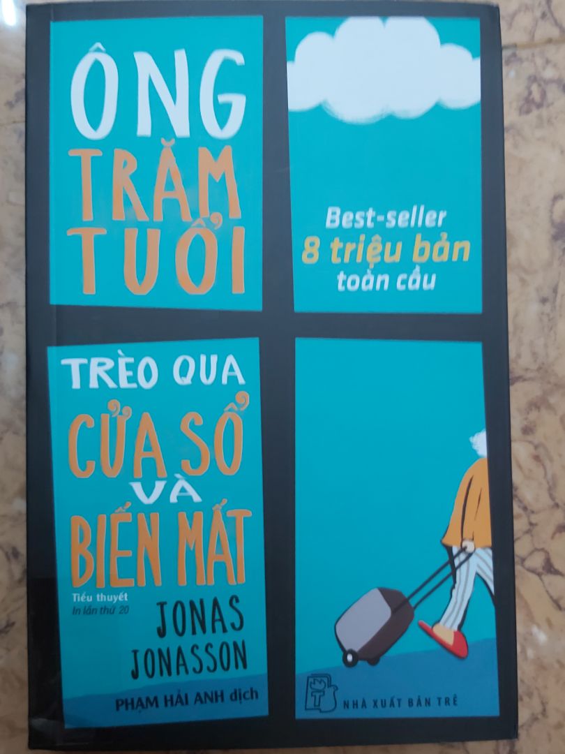 Thật ra, mình mua sách của tiki rất nhiều rồi, nhưng mà gần đây, sách giao về cực nát luôn, quyển trên là mình phải dùng băng dính dán vào, không chứ nhìn nó thảm lắm!!
Về nội dung, best-seller thì không cần phải bàn rồi, cho tạm 3 sao...(lần đầu tiên đánh giá 3 sao cho tiki...)