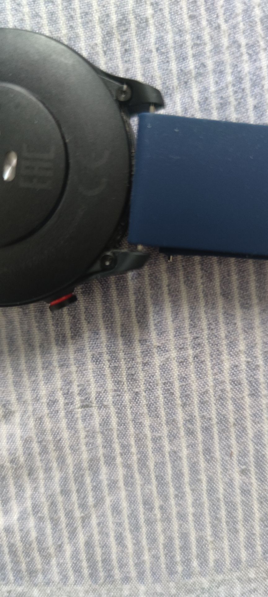 Sản phẩm không tương thích với xiaomi watch. gọi điện đến số cskh thì không bắt máy.