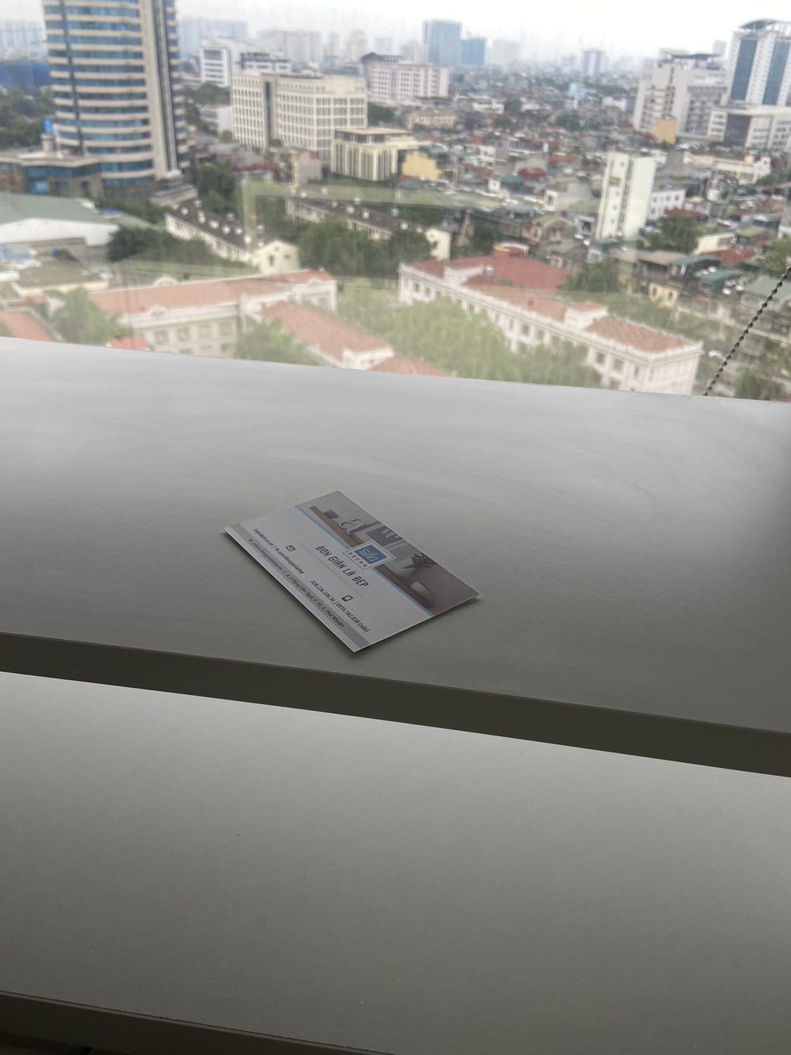 Shop đóng gói kĩ càng, sản phẩm rất đẹp, chắc chắn và có tính thẩm mỹ cao, mình rất hài lòng. Mình muốn tìm kệ màu trắng mà không lộ ốc vít trên bề mặt nên đã tìm rất lâu và thấy sản phẩm này của shop, rất ok đúng tiêu chí. Thank shop. Shop đóng gói kĩ càng, sản phẩm rất đẹp, chắc chắn và có tính thẩm mỹ cao, mình rất hài lòng. Mình muốn tìm kệ màu trắng mà không lộ ốc vít trên bề mặt nên đã tìm rất lâu và thấy sản phẩm này của shop, rất ok đúng tiêu chí. Thank shop.