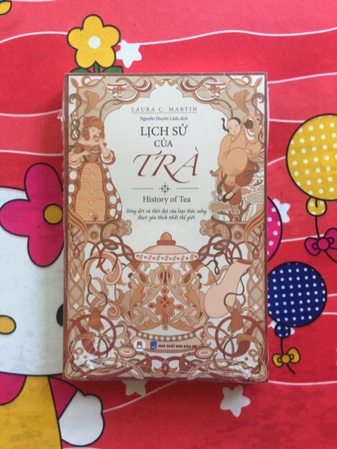 Tuyệt vời ! 
Sách được đóng gói cẩn thận : bọc kính và bọc chống xốc .
Sách mới , đẹp và không bị nhăn .