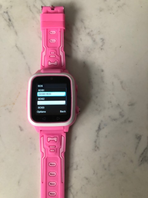 Đồng hồ gắn sim đt bắt sóng yếu, ko có chế độ rung hơi bất tiện, cần xài thêm 1 thời gian mới biết độ bền