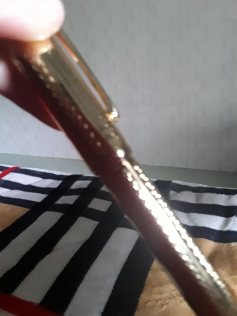 hang tot , chat luong , nhan vien giao hang phuc vu tot , doi *** cham soc khach hang phuc vu tot