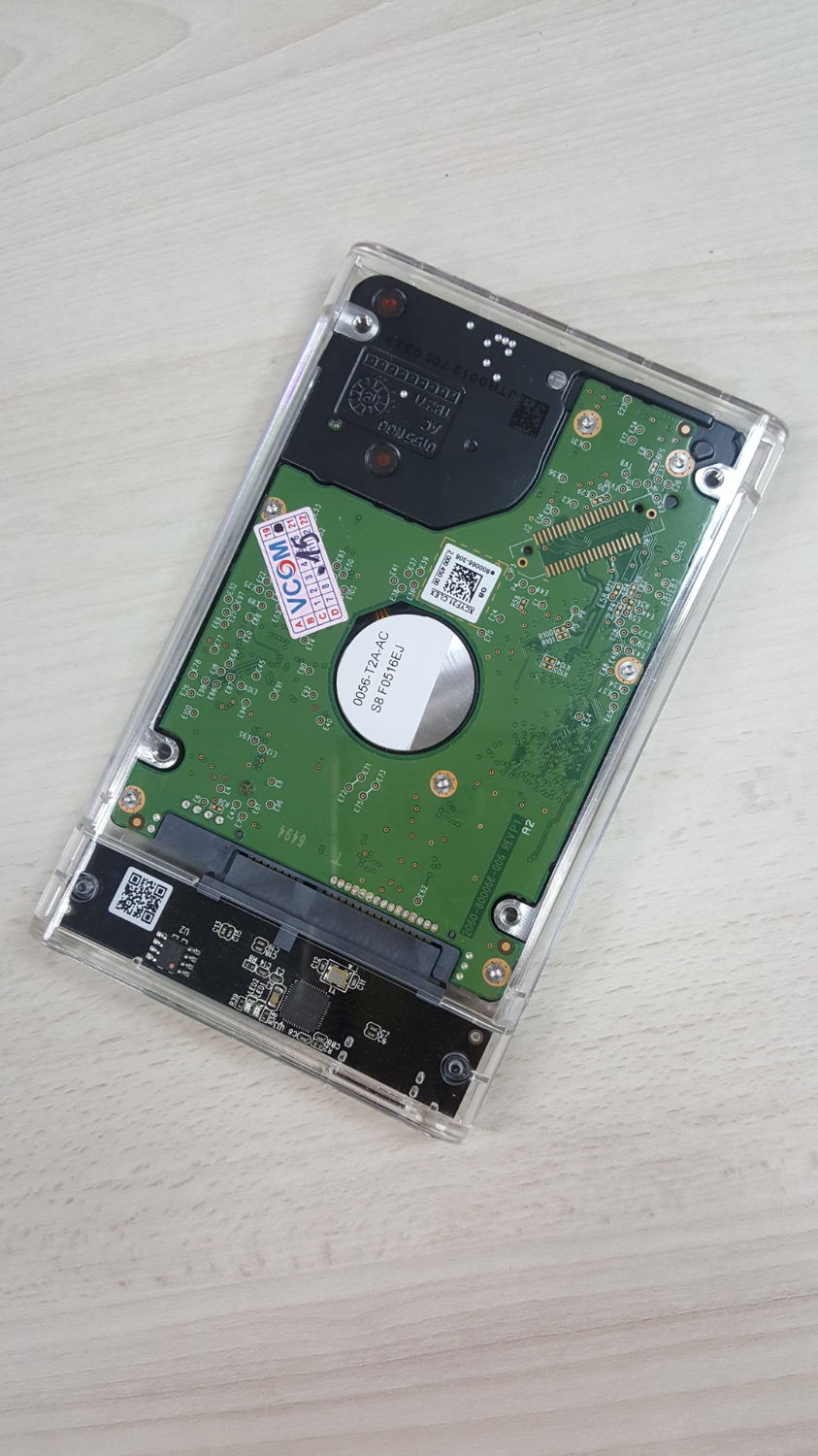 Ổ đẹp, hơi khít, nên nhét ổ cứng vào mãi mới được                                                                                                                                          .                                                                                                                                      . Ổ đẹp, hơi khít, nên nhét ổ cứng vào mãi mới được                                                                                                                                          .                                                                                                                                      .