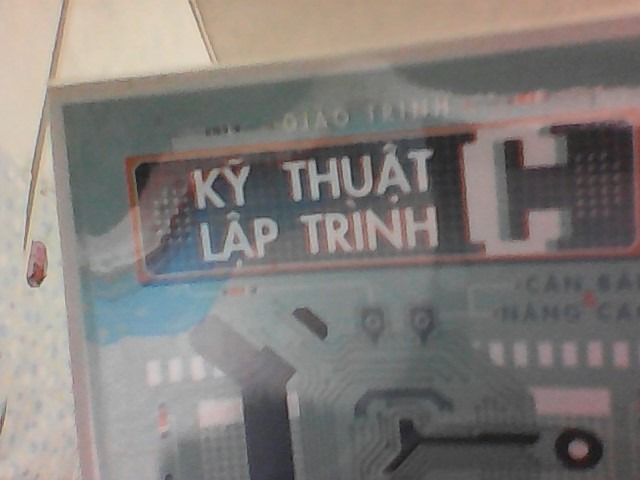 Cuốn sách kinh điển dành cho những bạn mới học lập trình!
Mình mua cuốn này từ hồi năm nhất, rất đáng giá. Mình đã đọc bản pdf nhưng vẫn muốn mua bản giấy. Một chú ý nho nhỏ là các ví dụ trong sách được chạy trên Turbo C 2.0 nên nếu bạn nào sử dụng các trình dịch mới nguy cơ sẽ phát sinh một số lỗi nho nhỏ (ví dụ như vài câu lệnh không khả dụng), tuy nhiên đây chỉ là những lỗi rất nhỏ mà thôi. Khó có cuốn sách lập trình nào làm hài lòng tất cả mọi người, tuy nhiên với mình, cuốn sách này đáng giá 4.8*, vì ngôn từ trong sách khá dễ hiểu.
Cuốn sách mình mua có bookcare, bản thân mình khá ưng ý với bìa bọc này (vì nhìn khá chắc chắn).
p/s: nãy mình vừa viết đánh giá rồi nhưng không hiểu sao nó lại biến đâu mất >.< hic.
Have fun!