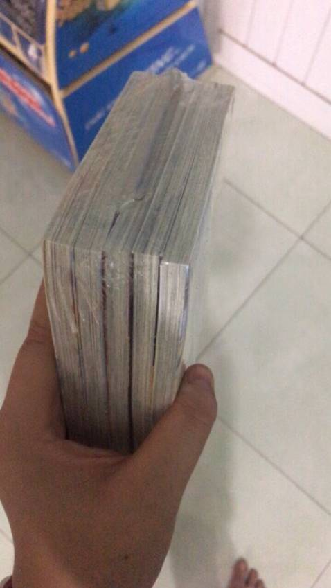 Mình quyết định mua sản phẩm khi thấy chương trình giảm giá vô cùng ưu đãi từ Phúc Minh vậy nên giá khá rẻ hyhy. Hàng về tới tay được bảo quản cẩn thận, còn seal. Mình xin cám ơn.