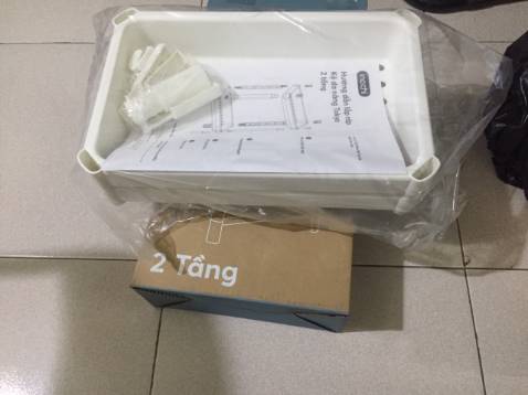 Kệ đẹp lắm. màu sắc trắng sang nhìn đặt vào phòng bếp sáng cả căn bếp. cảm ơn shop nhé. ak giao hàng nhanh nữa