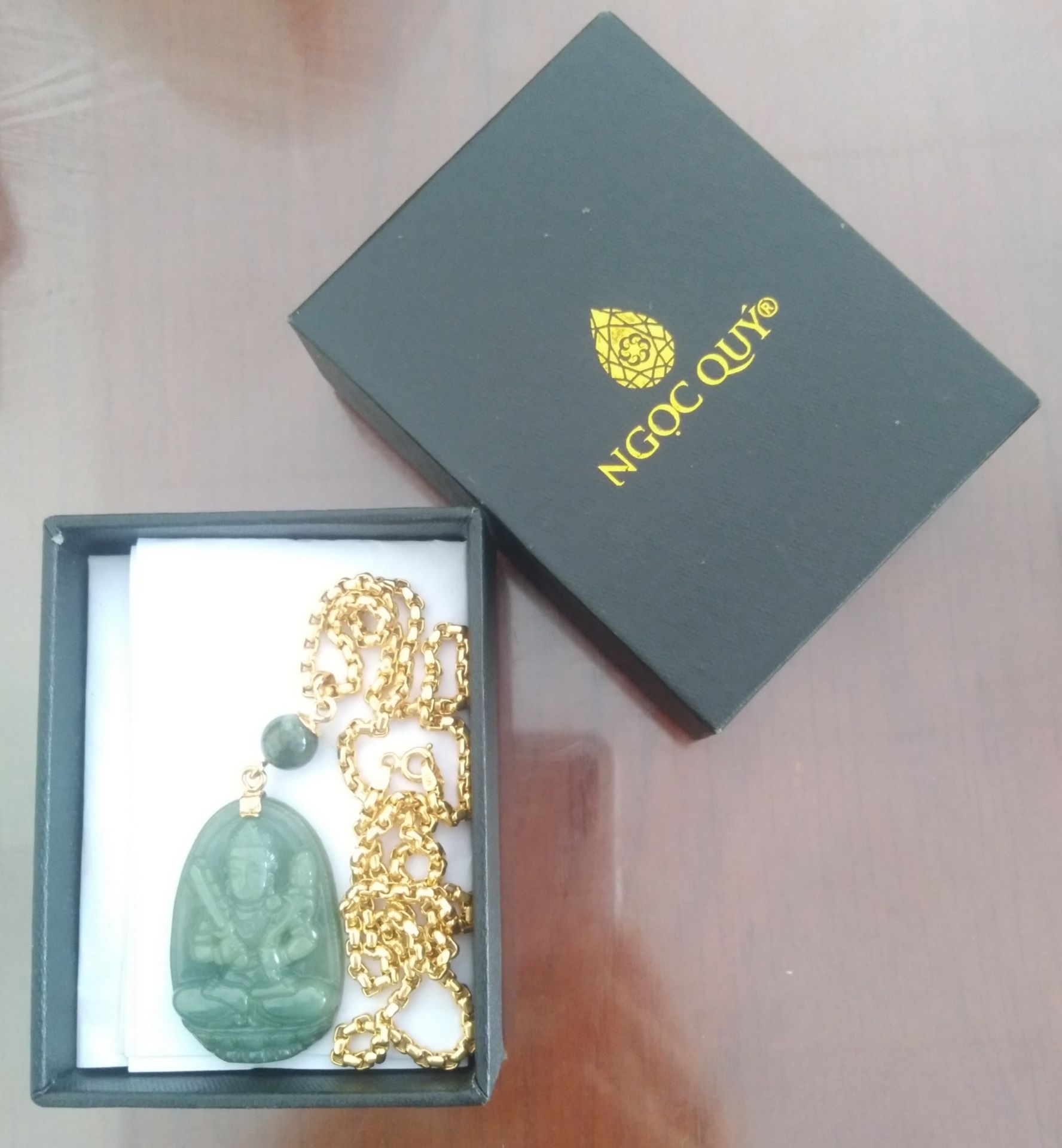 Giao hàng nhanh!!! Hàng đẹp, mình chỉ là không thích sợi dây của của hàng nên thay sợi khác cho phù hợp hơn!!!