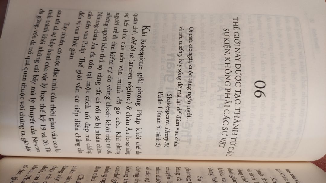 Nội dung thì không dám chê, chỉ là lối viết không hợp gu lắm. Ưa phong cách của cụ Michio Kaku hơn.
