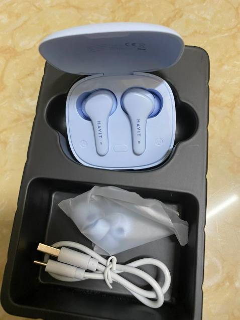 Kết nối với ios nhanh, đỡ bị tiếng ồn ngoài truyền vào. Chơi game, nghe Youtube các thứ khác cũng nhanh. Lúc mới mở ra thì hộp sạc đã full 3 vạch, hộp tai nghe nhẹ xỉu.