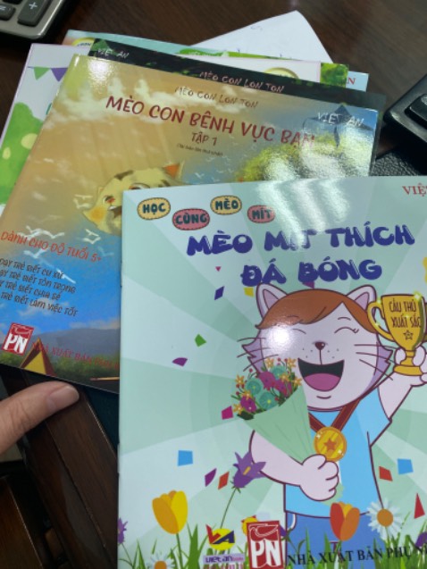 Sách đẹp, gói kỹ