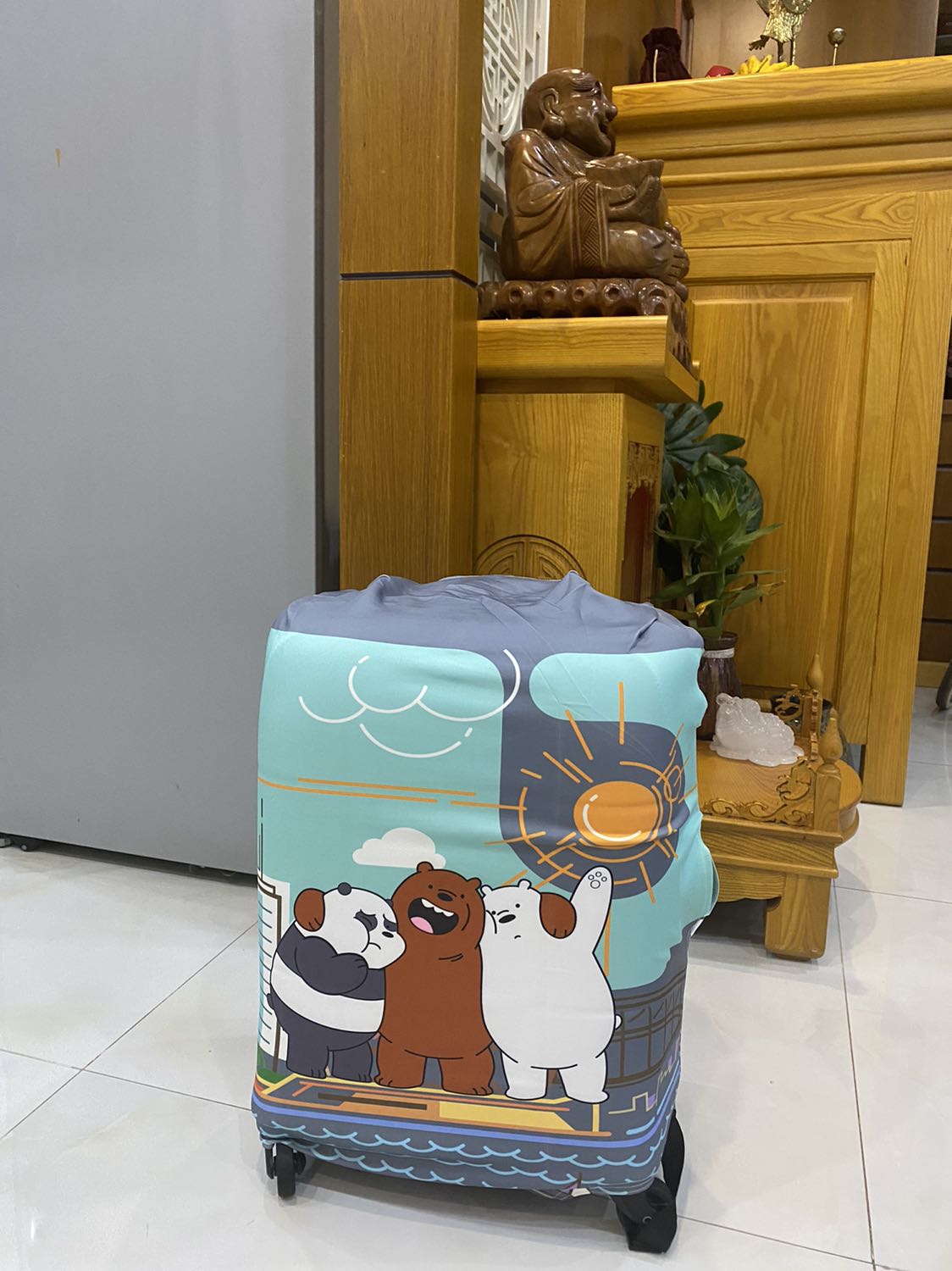 Vải áo vali dày dặn, khi cần thêm cho vali lớn hơn sẽ ủng hộ shop.