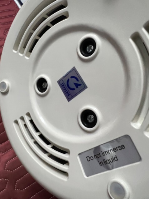 Sản phẩm tệ . Mở ra là đã không xài được rồi. Ghim không vô điện . Đèn ko đỏ. Buộc lòng phải mua sản phẩm khác . Chả lẻ lúc mở ra rồi phải quay phim làm bằng chứng . Đề nghị đổi sản phẩm khác tương tự còn xài được .