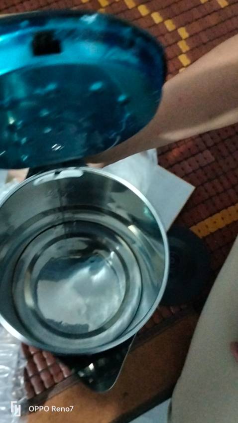 Nhìn rất xìn xò..... inox rất chắc chắn....đáng đồng tiền....nhờ áp voucher nên giảm còn 99k quá ổn áp....còn thời Gian sử dụng mới đánh giá thêm được