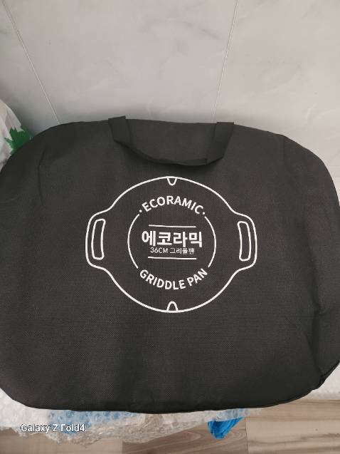 Mẫu mã đẹp cứng cáp đóng gói cẩn thận kĩ lưỡng/ vận chuyển hàng nhanh/ rất hài lòng