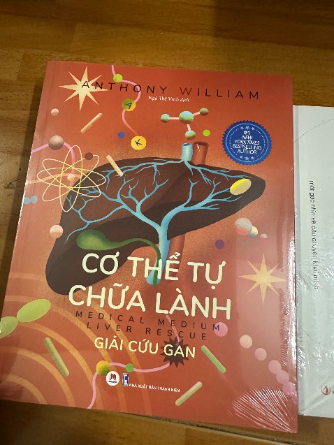 Sách còn nguyên seal dù sale nhiều, bìa cứng 
Đóng gói đẹp, chỉnh chu
Shiper tiki hầu như dễ thương, nhanh nhẹn