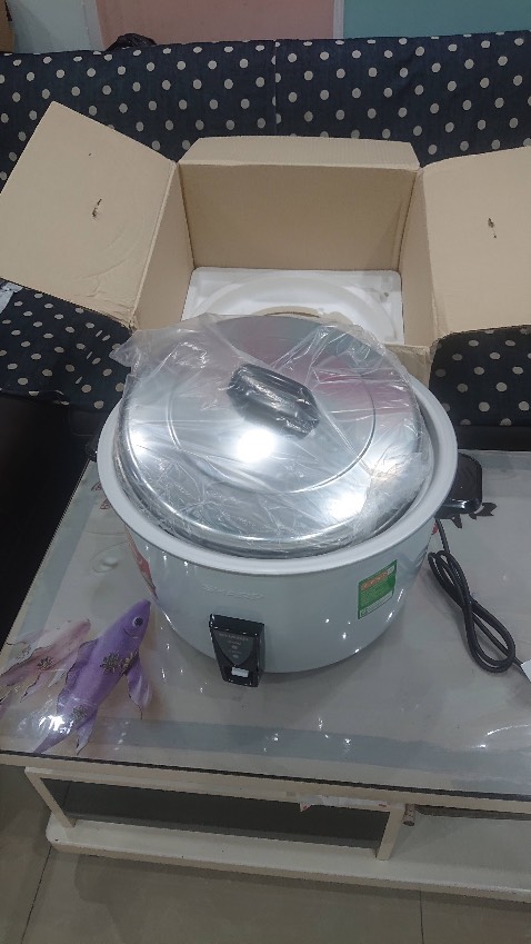 Giao hàng đúng hẹn, đóng gói kỹ, hàng đúng như quảng cáo, nồi đẹp, chưa sử dụng, hy vọng tốt, tặng shop 5 sao