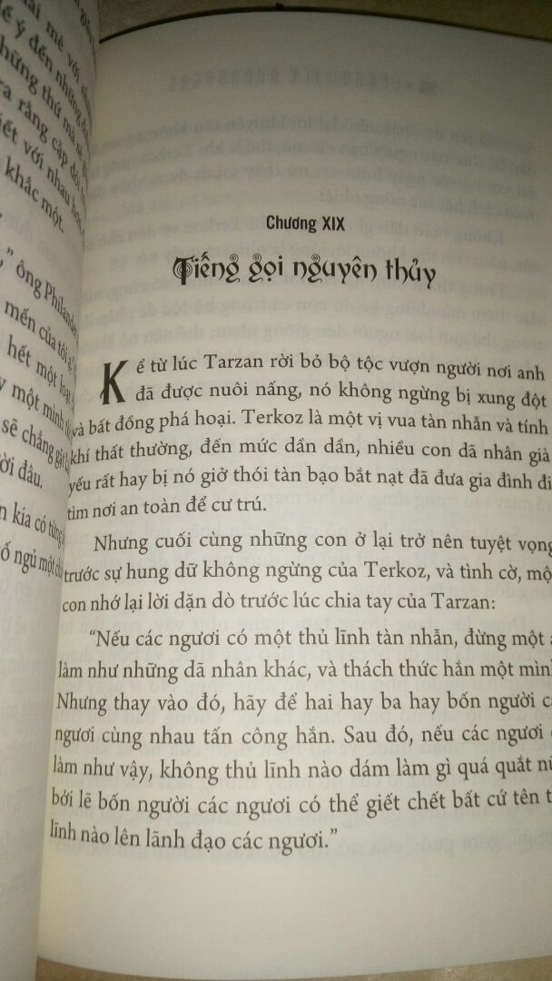 Sách mới, đẹp. Sách được dịch bởi dịch giả Nguyễn Thành Long, không phiên âm tên riêng ra tiếng Việt