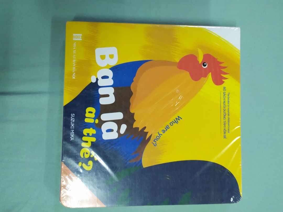 Vì dịch nên giao hàng chậm nhưng ko sao ạ. Sản phẩm đóng gói cẩn thận. Sách săn đc giá sale nên càng thích, sách màu đẹp, giấy dày dặn, hình ảnh sắc nét. Hy vọng bé nhà mình thích Vì dịch nên giao hàng chậm nhưng ko sao ạ. Sản phẩm đóng gói cẩn thận. Sách săn đc giá sale nên càng thích, sách màu đẹp, giấy dày dặn, hình ảnh sắc nét. Hy vọng bé nhà mình thích