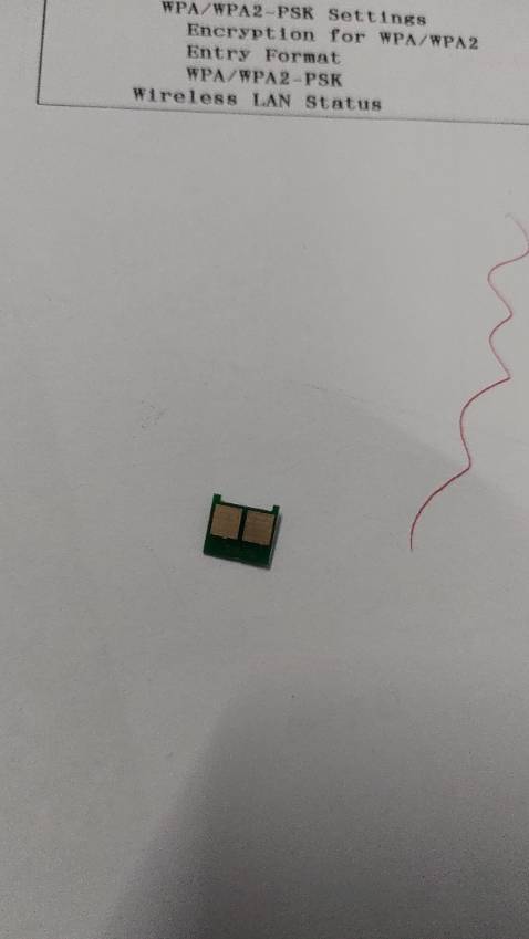 lỗi chip nhét vào máy quay đều không nhận  . may mình lấy cây mực cũ  lấy con chip thanh. mực in tốt