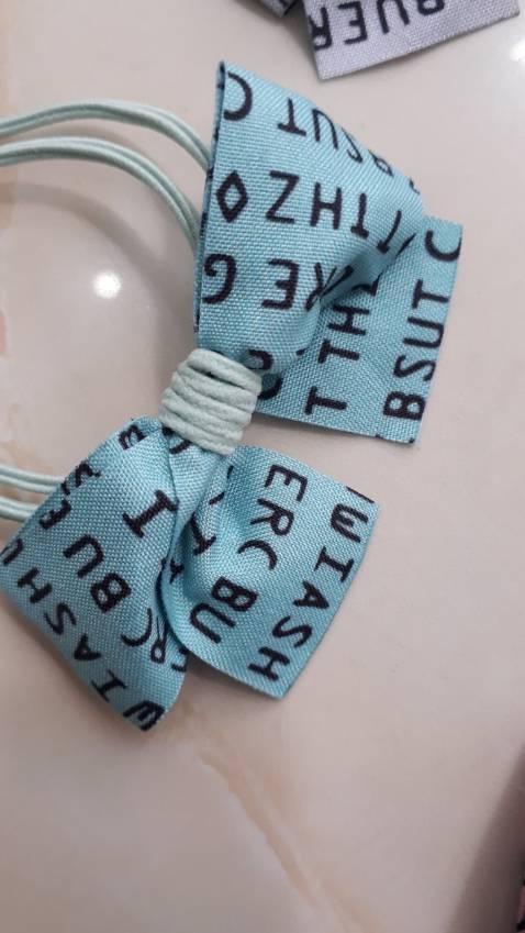 dây buộc tóc nasi thắt nơ mẫu đẹp lắm. Dây buộc tóc shop nhiều mẫu đẹp quá. Sẽ mua dần dần hj hjjjjj