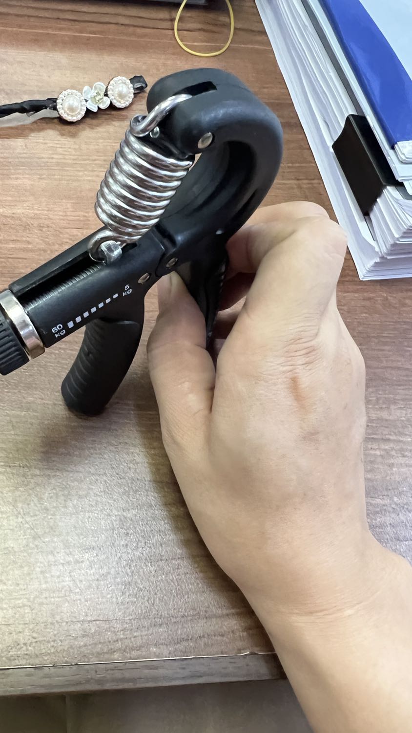 Sản phẩm ko đúng mô tả ren ko chỉnh đc cân cứ ở mức 5 cân, Sản phẩm ko đúng mô tả ren ko chỉnh đc cân cứ ở mức 5 cân,