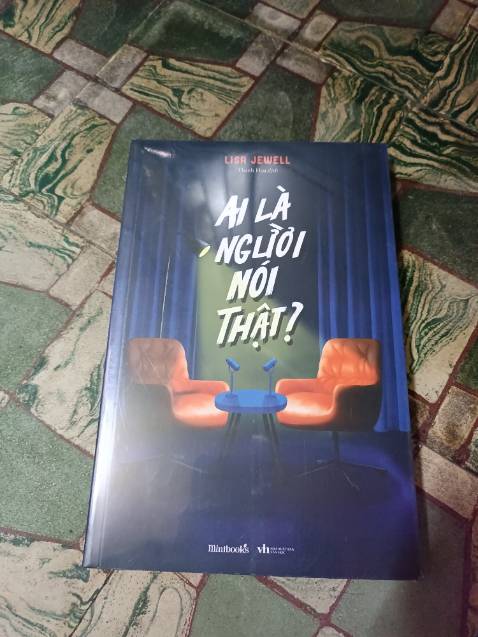 Đợi đơn hàng một tuần hơi lâu hơi sốt ruột. Mua trong hội sách nên giá rẻ, ưng lắm.