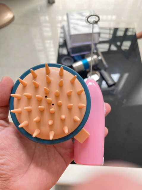 đã dùng thử đồ làm bún. nói chung xài ổn. inox chắc chắn dễ tháo dễ vệ sinh
Hộp treo gắn bàn khá chắc chắn. tuy nhiên bằng nhựa cứng dễ bể khi rớt nha. mình voi tình đánh rơi đã nứt 1 đường.
Đồ massage gội đầu xài cực thích