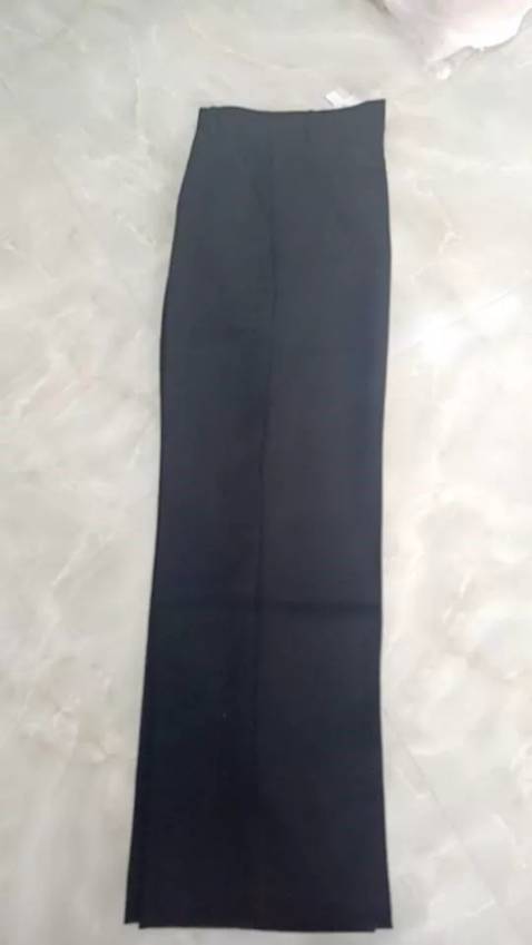 Quần mặc đẹp lắm rất vừa vặn, bạn tư vấn rất có tâm, 10đ chất lượng