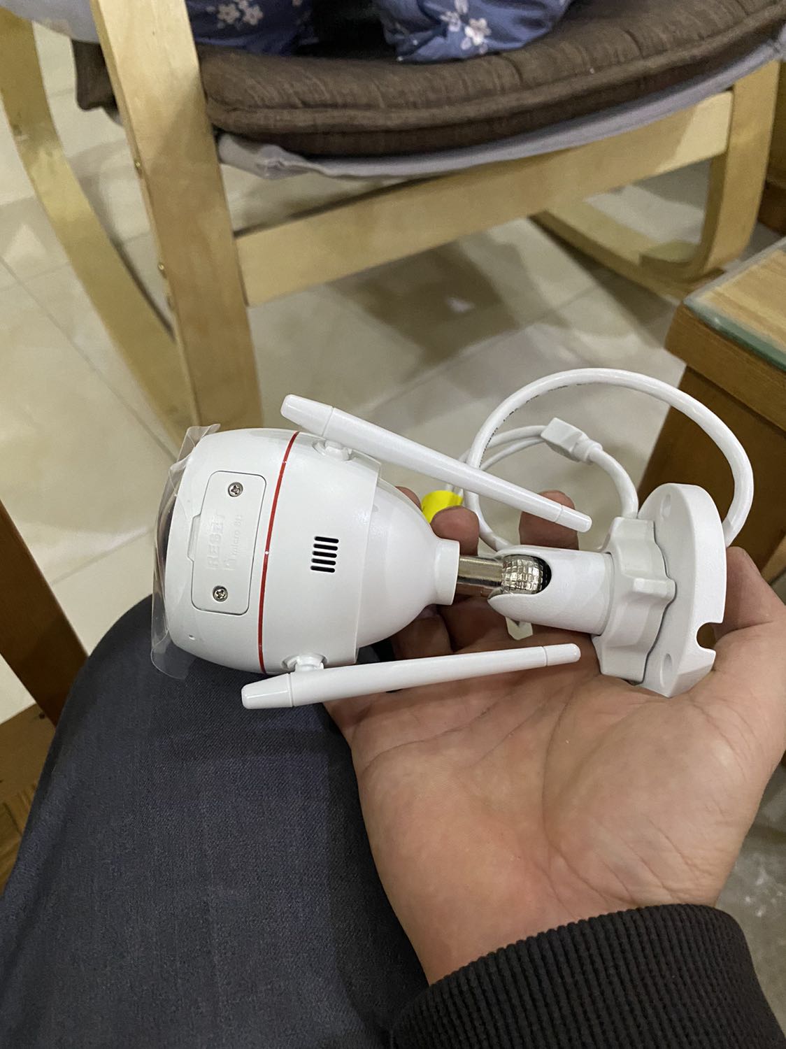 nhà bán hàng giao hàng không đúng chủng loại như đã đặt mua. đề nghị đổi trả lại hàng và giao hàng mới đúng như chủng loại như trong đơn mua hàng