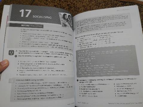 Ghét cái vụ CD này ghê. Sao giờ không quét file mp3 cho nhanh nhỉ. 
Sale nên mua luôn. Giao nhanh.