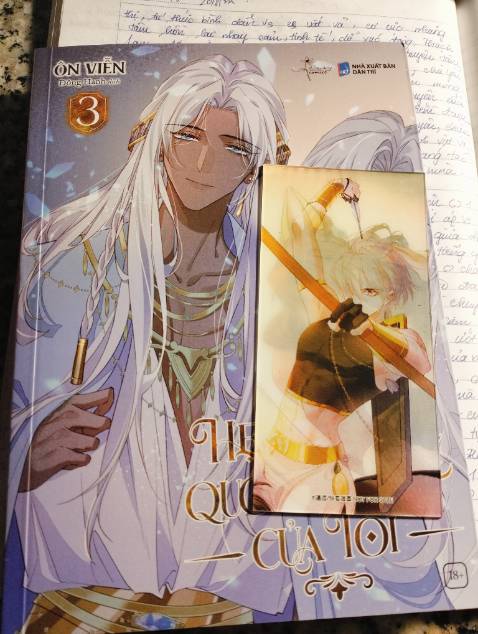 Hàng đẹp nha, có đủ quà nhưng mình chỉ chụp 1 phần hihi