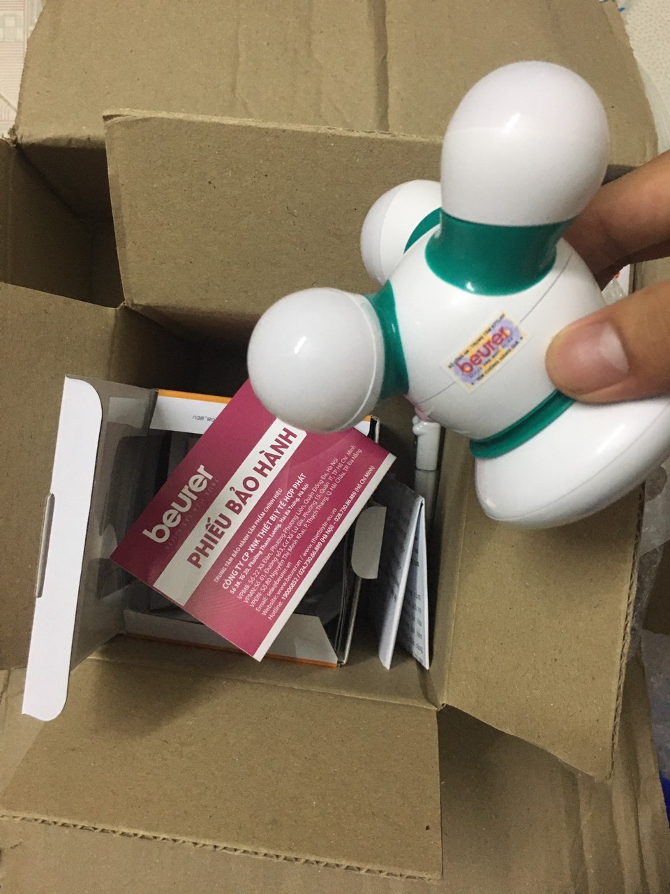 giao hàng đúng như hình, máy rung tốt, được cái nhỏ gọn, đi đâu mình cũng mang theo. vote 5 sao về chất lượng và thời gian giao hàng rất nhanh của tiki