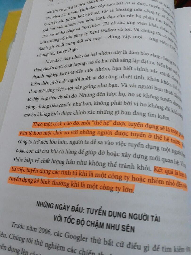 Những khái niệm, những định nghĩa, những đúc kết của những bộ óc vĩ đại . . .định hướng những lại những tư duy theo lối mòn hay những hành động theo bản năng về khái niệm Quản lý và Lãnh đạo . . dù mới đi đc 1/4 chặng đường nhưng đã rất ấn tượng về những nhìn nhận, những quan niệm về giá trị cá nhân người lao động