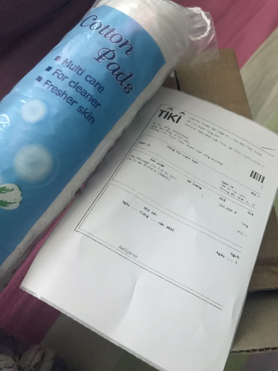 Mua chai dầu masaage cho bé mà chỉ nhận dc bịch bông tẩy trang.yêu cầu đổi lại đúng hàng, số tiền ko nhỏ sao shop làm ăn kì vậy? Mua chai dầu masaage cho bé mà chỉ nhận dc bịch bông tẩy trang.yêu cầu đổi lại đúng hàng, số tiền ko nhỏ sao shop làm ăn kì vậy?