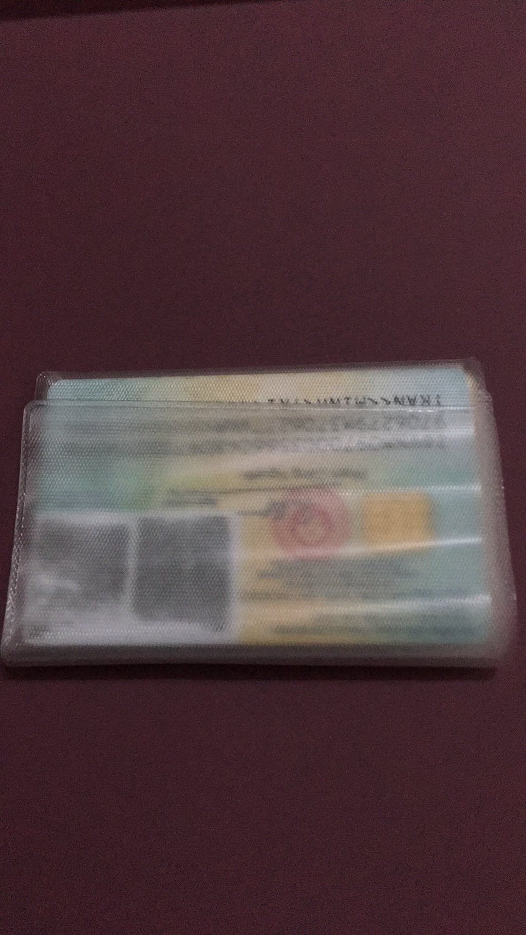 giao hàng nhanh, túi dày dặn, đẹp vừa với thẻ. nên mua ạ giao hàng nhanh, túi dày dặn, đẹp vừa với thẻ. nên mua ạ