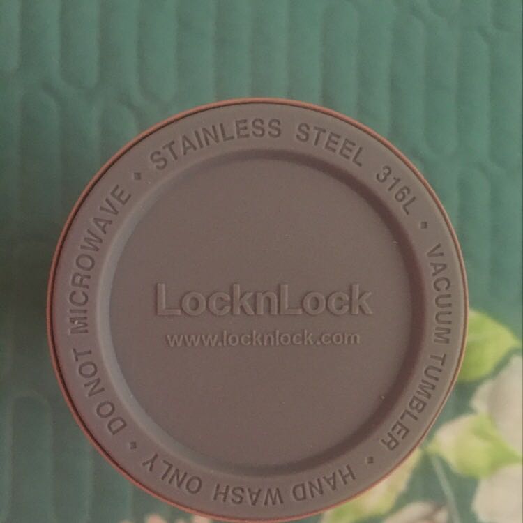 Giá thành phải chăng, Sản phẩm đẹp, chất lượng quá Ok. Rất đáng để mua