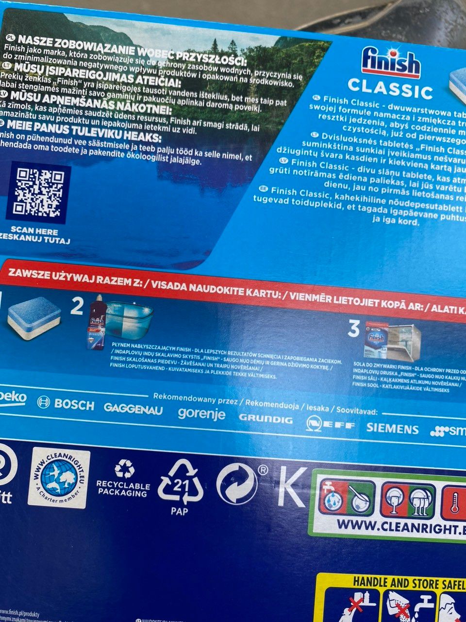 Đã mua nhiều lần, shop giao đúng mẫu mã, date mới, đóng gói chắc chắn, hàng chất lượng dùng rất tốt