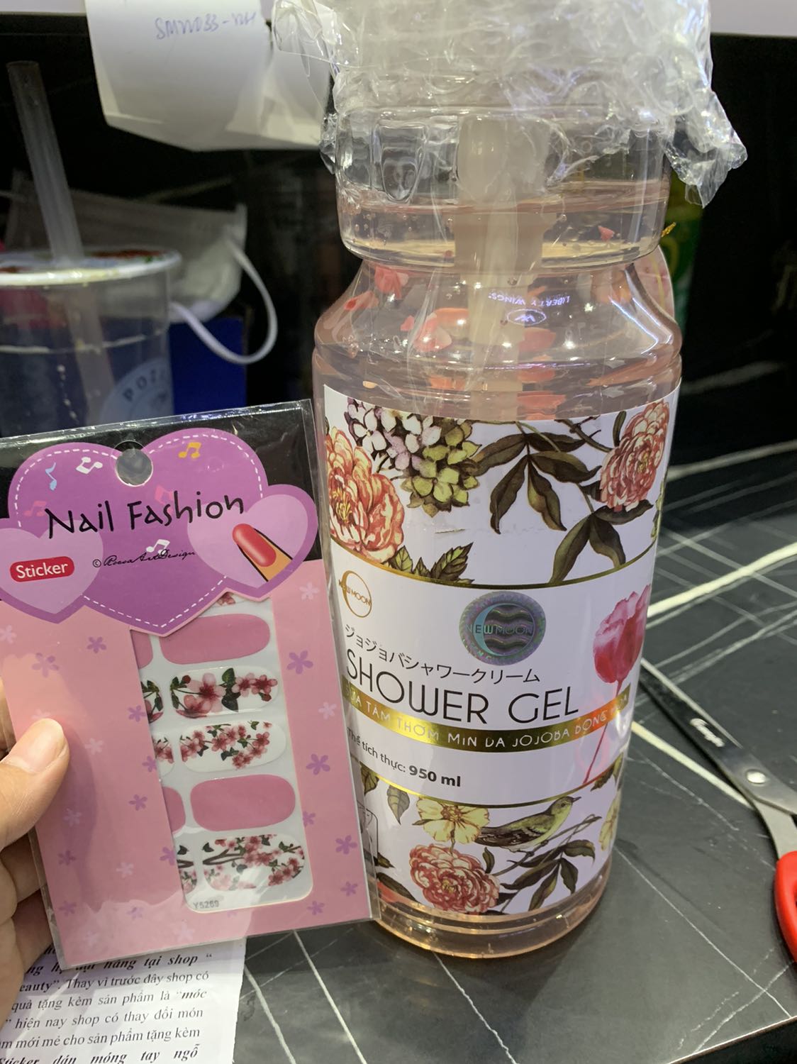 Thơm thơm và thơm