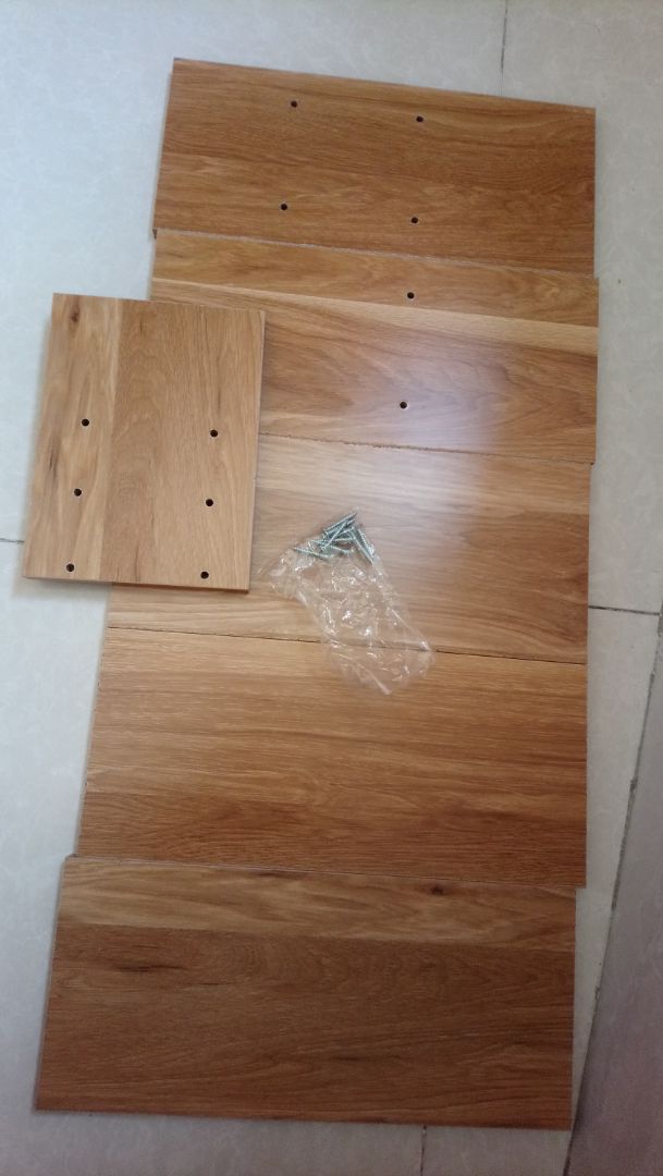 K giống hình mẫu tí nào đâu. Lỗ khoan thì k khớp, loay hoay cả buổi vẫn k ráp đc, đành phải nhờ người quen khoan lại... Chưa kê khoan lỗ sai rồi trám lại rất lém nhem. Trong hình thì mẫu đó nhưng giao hàng lại ra mẫu khác. Mua 1 bộ ráp lên lại ra mẫu khác nên đặt lại bộ khác của đơn vị khác.... Quá tệ. Quá thất vọng. Đúng là tránh vỏ dưa gặp vỏ dừa. ?. Chẳng muốn cho * nào đâu.