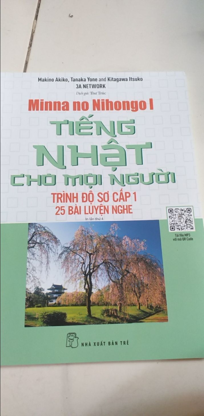 Đang tính học thêm 2 cuốn này vì 4 cuốn kia thấy không đủ. Giá vận chuyển hơi chát nhưng toàn bộ quá trình giao hàng, đóng gói hay tình trạng sản phẩm không có gì để chê. Đang tính học thêm 2 cuốn này vì 4 cuốn kia thấy không đủ. Giá vận chuyển hơi chát nhưng toàn bộ quá trình giao hàng, đóng gói hay tình trạng sản phẩm không có gì để chê.
