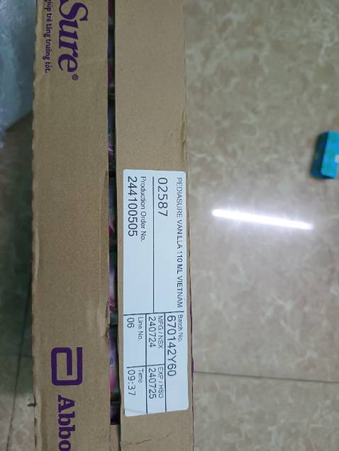 Giao hàng nhanh , date xa. Bé mới uống nhưng cũng khá thích