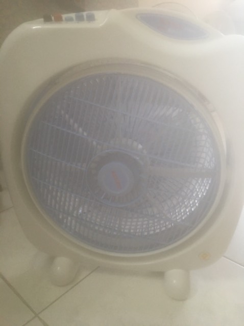 Tiki giao hàng nhanh, quạt chạy tốt Tiki giao hàng nhanh, quạt chạy tốt